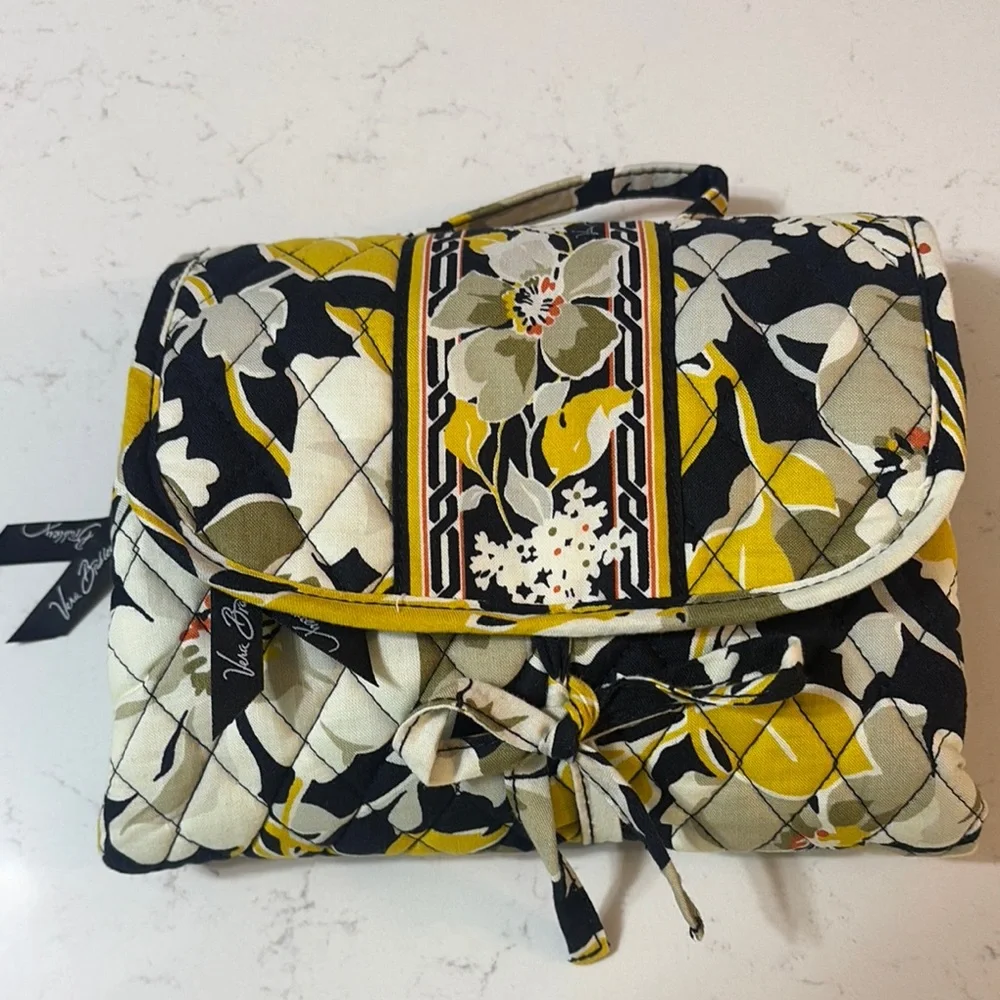 Vera Bradley Travel Organizer with Flat Iron Case - Dogwood